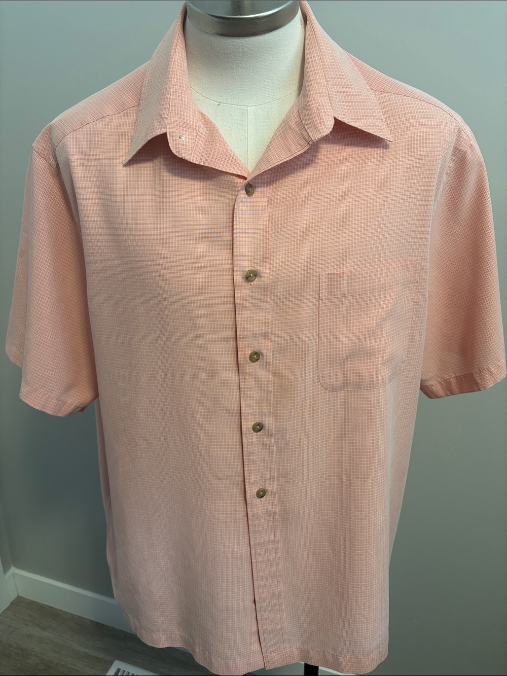Roundtree & Yorke Men's Short-Sleeve Button-Down Shirt - Light Peach